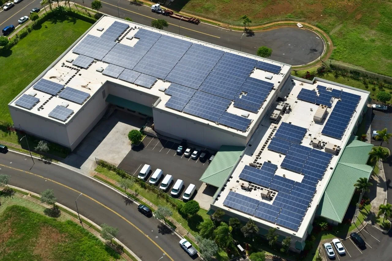 commercial-building-with-solar-panels-installed-on-roof